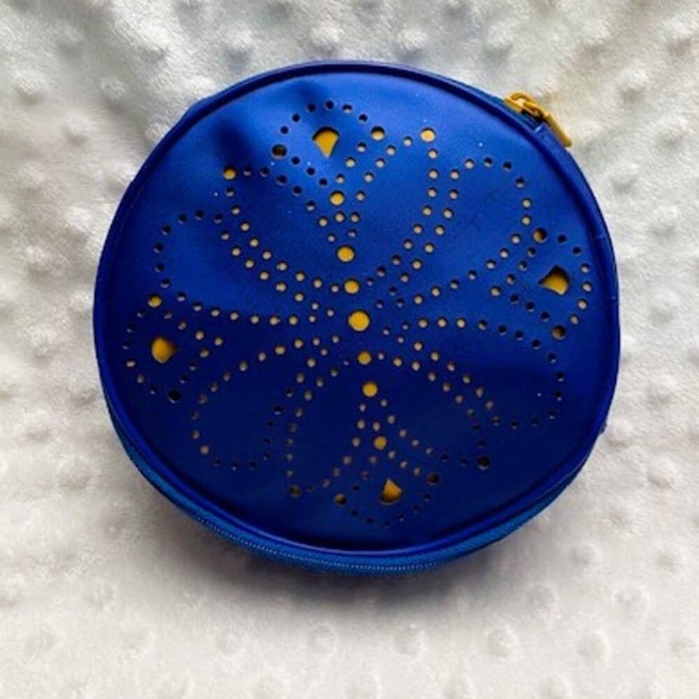 Clinique 6 1/4" Round Blue/Yellow, Cut Out Design, Waterproof Lined Cosmetic Bag